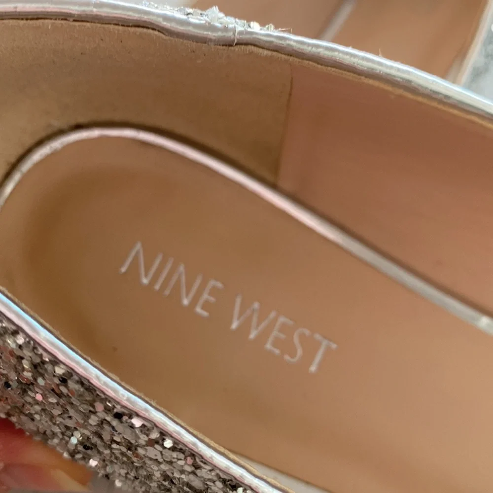 NEW - NINE WEST Glitter Ballet Flats - Picture 5 of 9